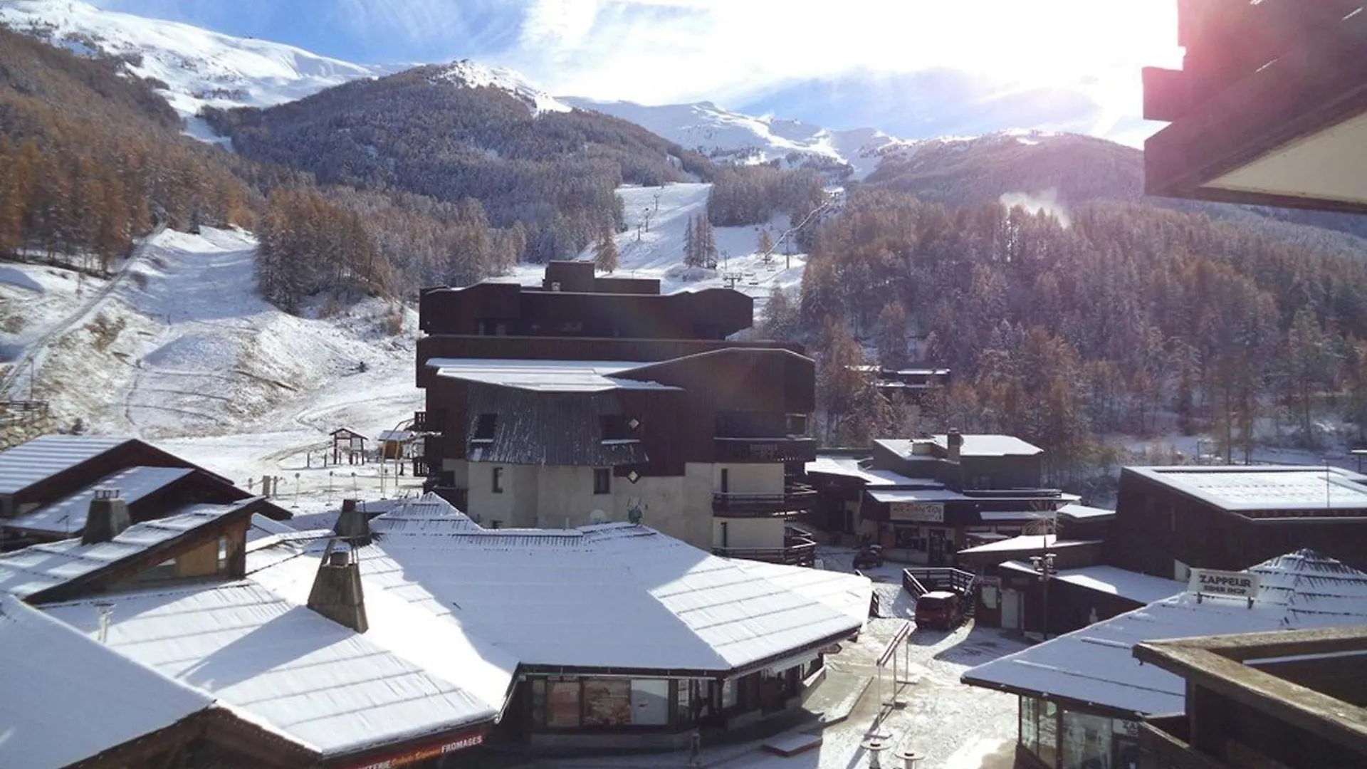 Studio 4 Personnes Au Coeur Des Orres 1650 Avec Acces Direct Aux Pistes Et Commerces - Fr-1-322-553 Les Orres 0*,  Fransa